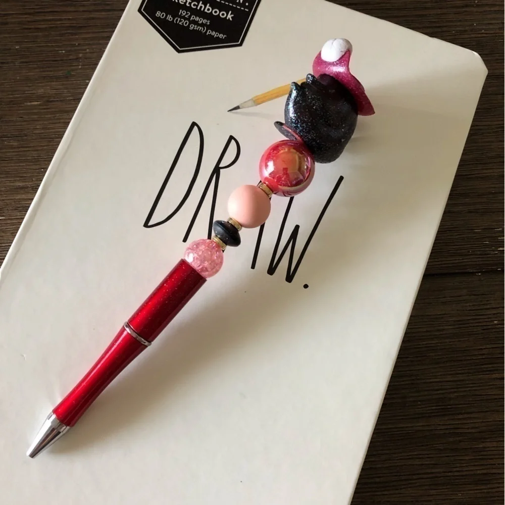 Disney Doorables: Peter Pan: Captain Hook handmade beaded pen
